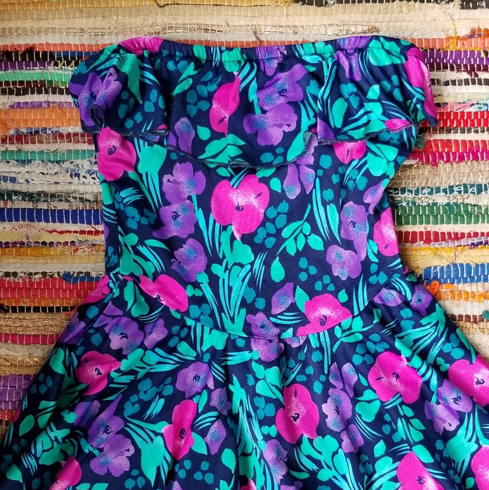 Vintage 80s one piece floral bathing suit